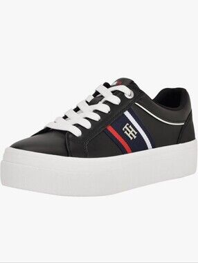 Tommy Hilfiger Womens Badria Sneaker